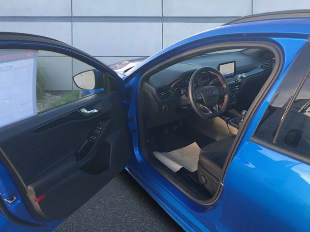 Ford Focus EcoBoost ST Line Wagon