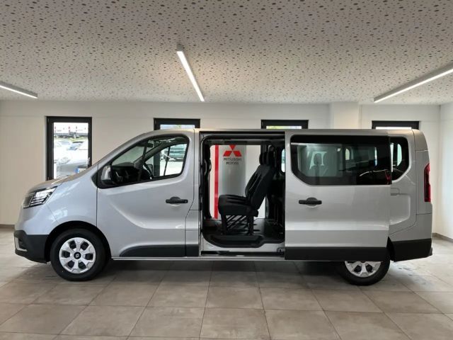 Renault Trafic Combi