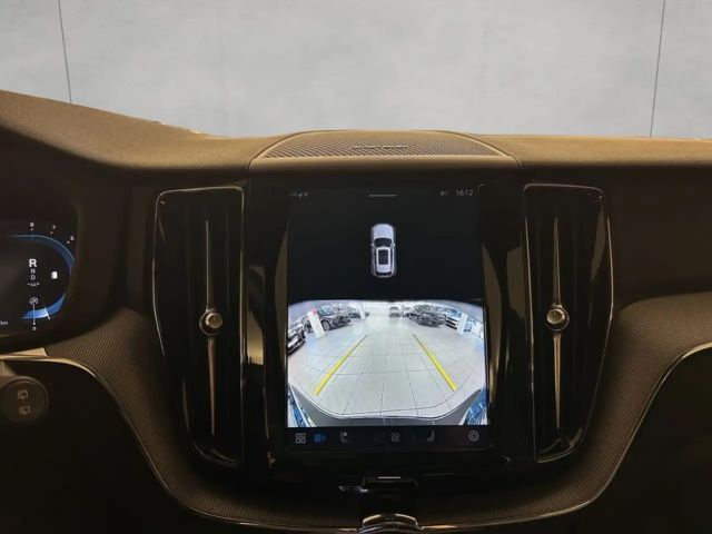 Volvo XC60 AWD Dark Plus