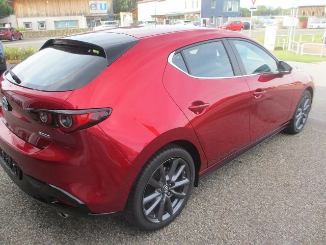 Mazda 3 Exclusive-line