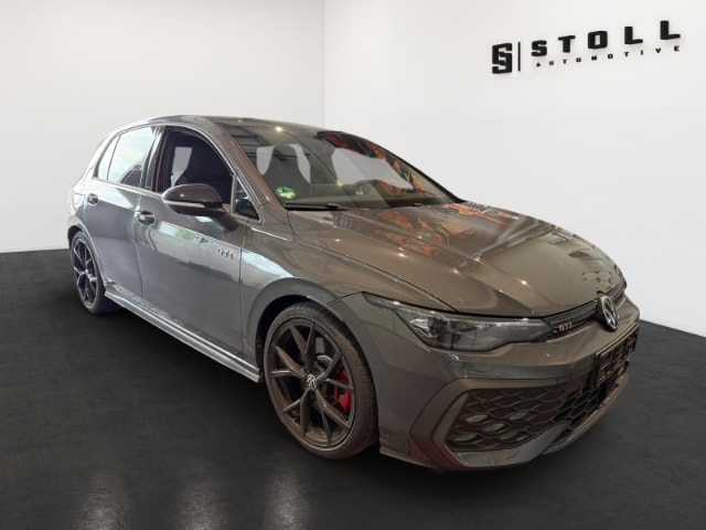 Volkswagen Golf 2.0 TSI Golf VIII