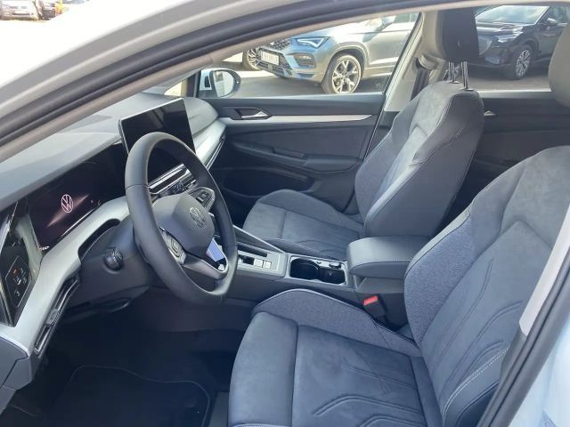 Volkswagen Golf DSG Life Variant