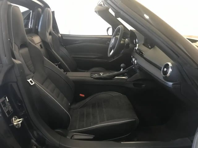 Mazda MX-5 Homura SkyActiv