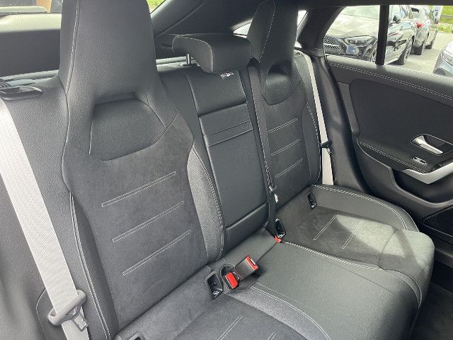 Mercedes-Benz CLA 200 Shooting Brake