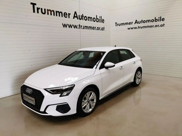 Audi A3 30 TFSI Sedan