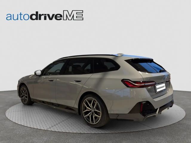 BMW i5 xDrive40