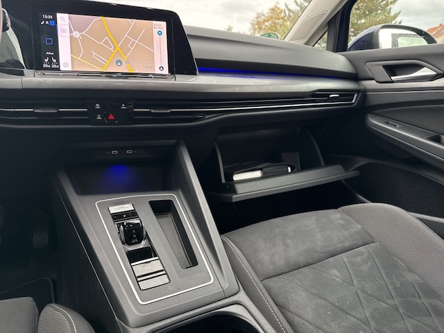 Volkswagen Golf Style