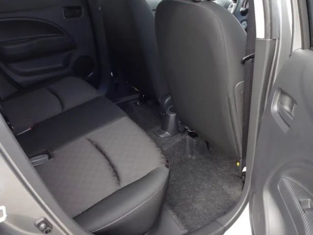 Mitsubishi Space Star Star