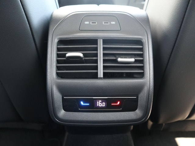 Volkswagen Passat Business DSG