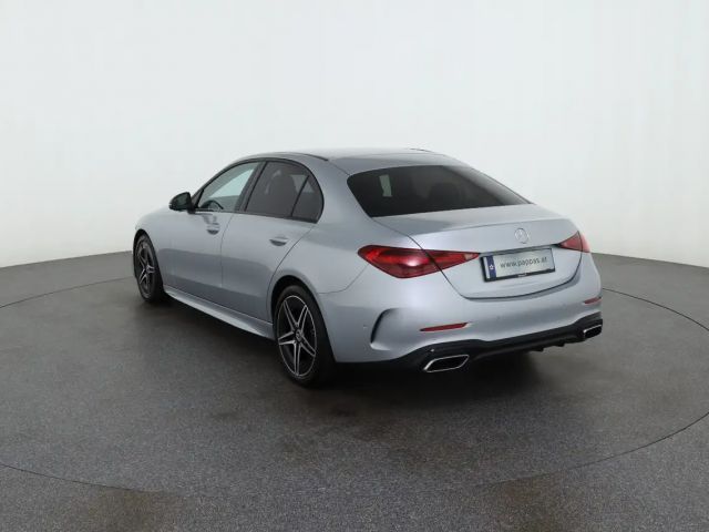 Mercedes-Benz C 200 C 200 d Sedan