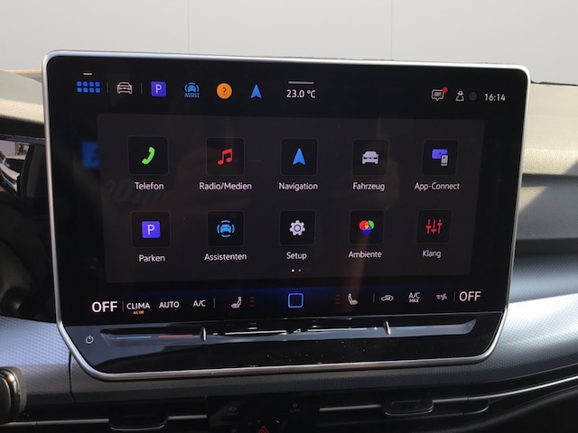 Volkswagen Golf 1.5 eTSI DSG Golf VIII