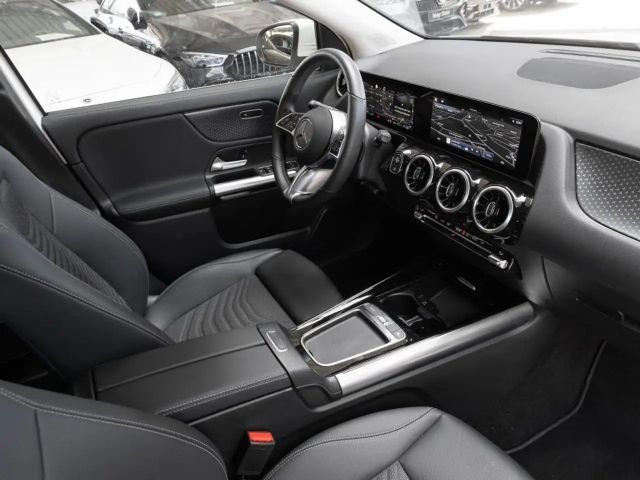 Mercedes-Benz GLA 180 Progressive