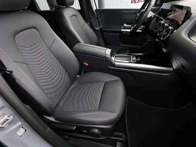 Mercedes-Benz B 180 Progressive