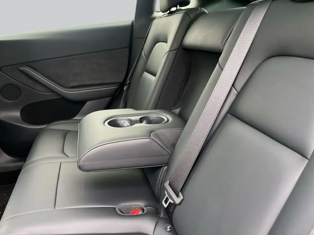 Tesla Model Y AWD Dual Motor Long Range