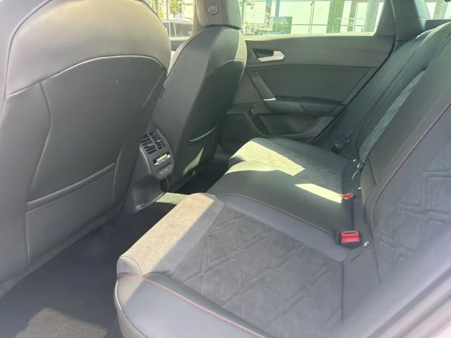 Seat Leon 2.0 TDI DSG FR-lijn Sportstourer