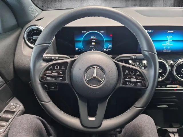 Mercedes-Benz GLA 250 GLA 250 e Style