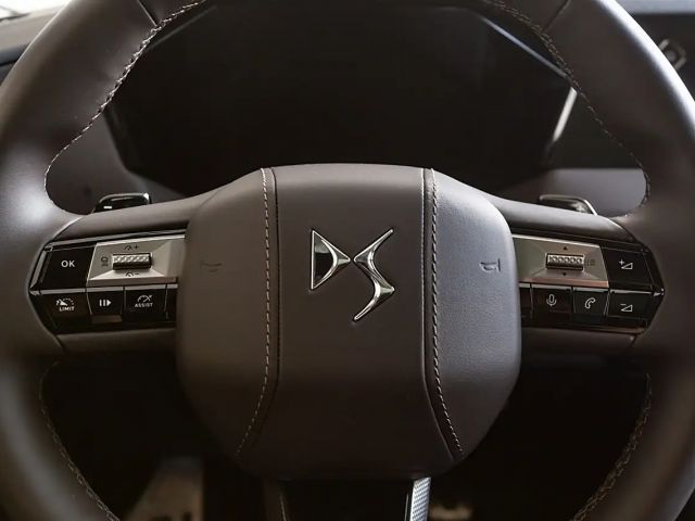 DS DS 4 E-Tense Mobiles