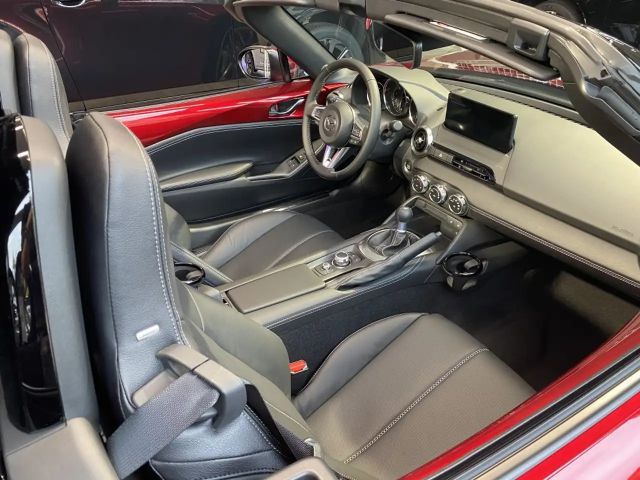 Mazda MX-5 Exclusive-line SkyActiv