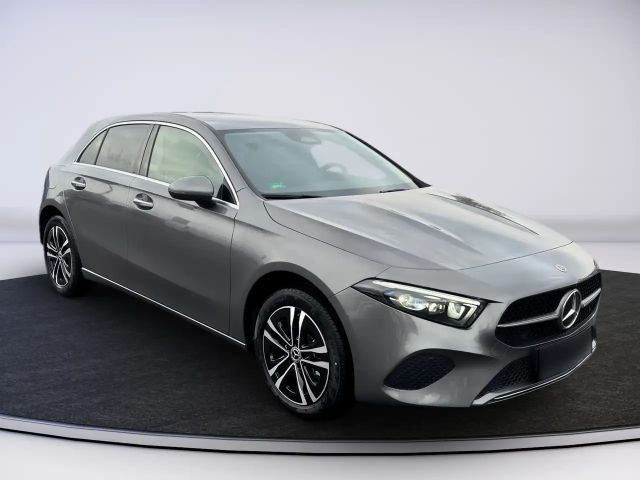 Mercedes-Benz A 250 A 250 e Hatchback