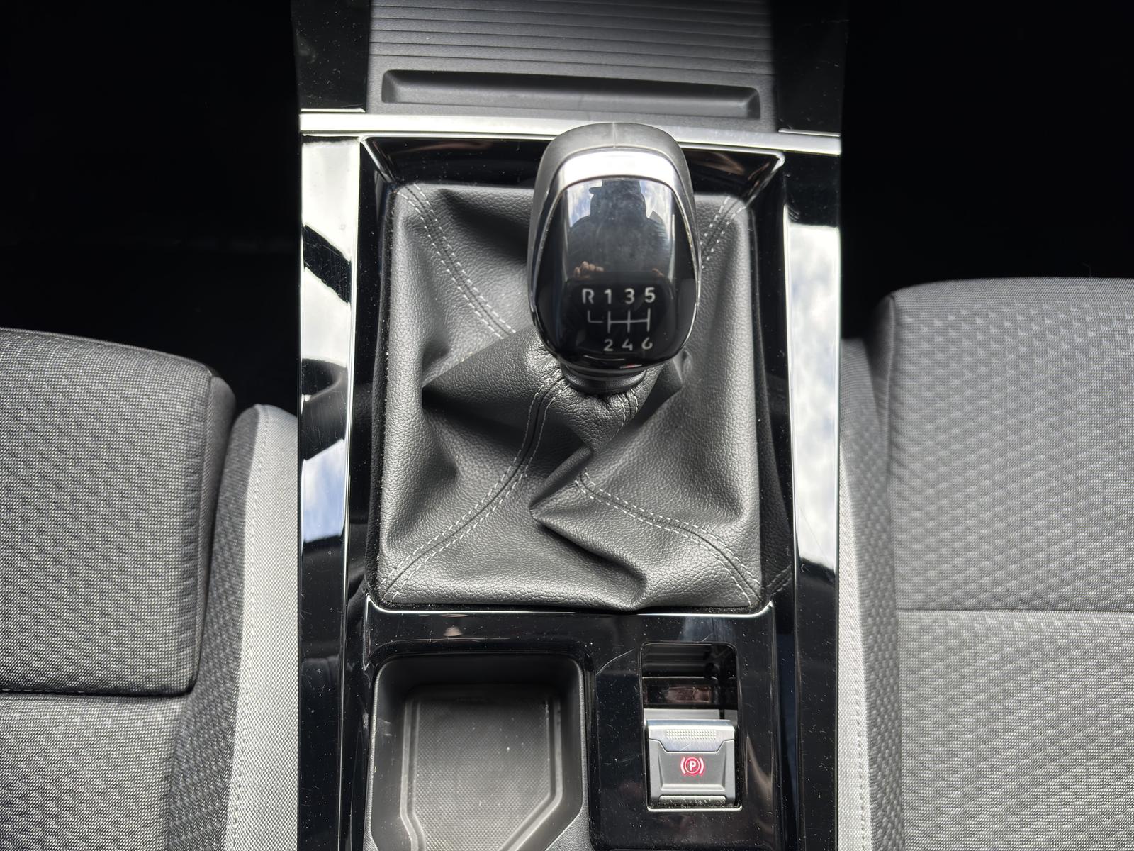 Opel Astra 1.2 Turbo Edition Turbo