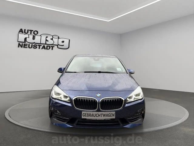 BMW 218 218d Sport Line xDrive