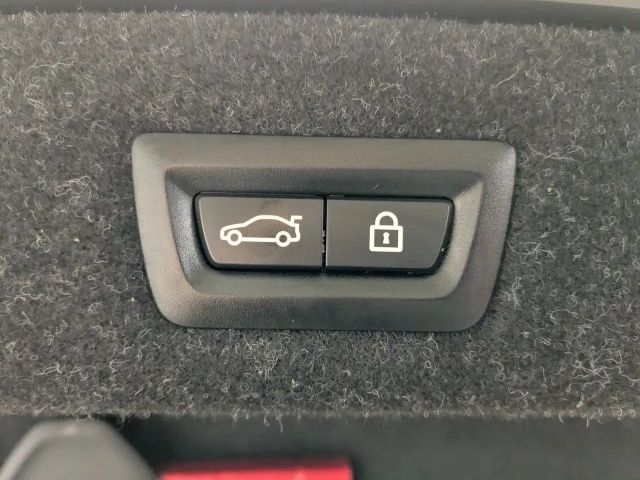 BMW 530 530e M-Sport Sedan xDrive