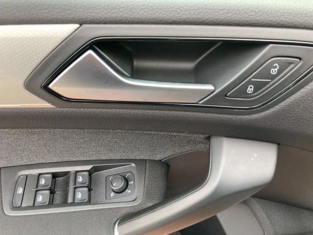 Volkswagen Touran 1.5 TSI DSG Move