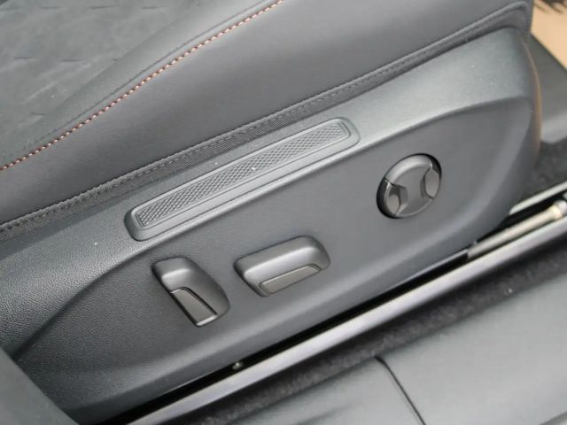 Cupra Terramar 1.5 e-TSI 150 PS DSG mit MEGAAUSTATTUNG!