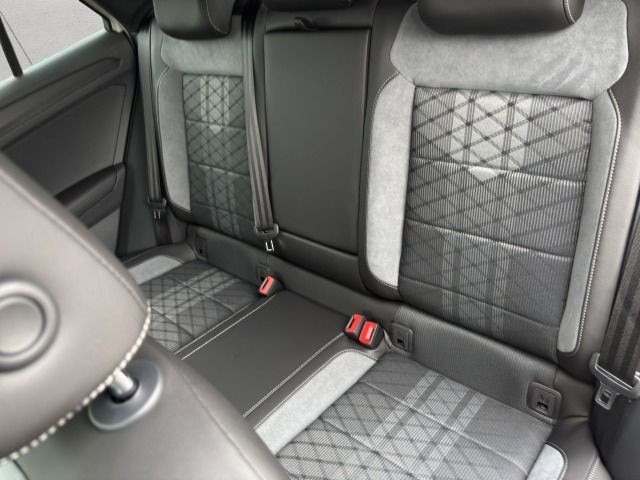 Volkswagen T-Roc 1.5 TSI DSG IQ.Drive R-Line