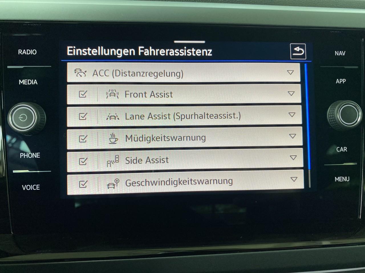 Volkswagen Taigo 1.0 TSI DSG R-Line