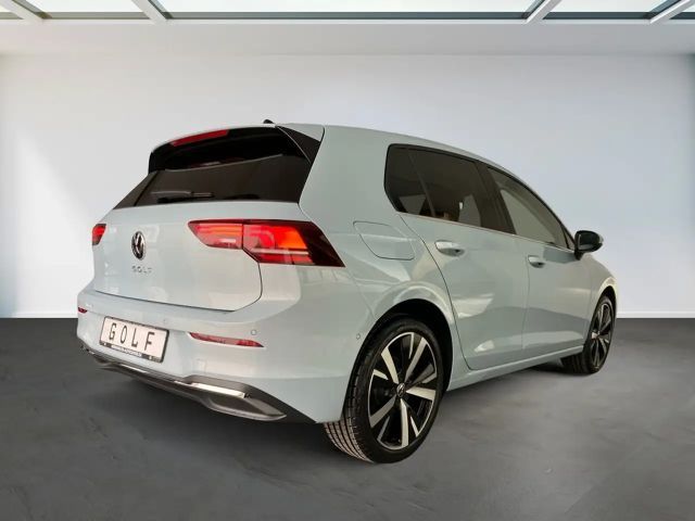 Volkswagen Golf 1.5 TSI Plus Style