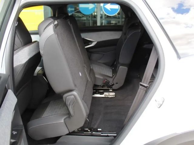 Peugeot E-5008 Allure Pack