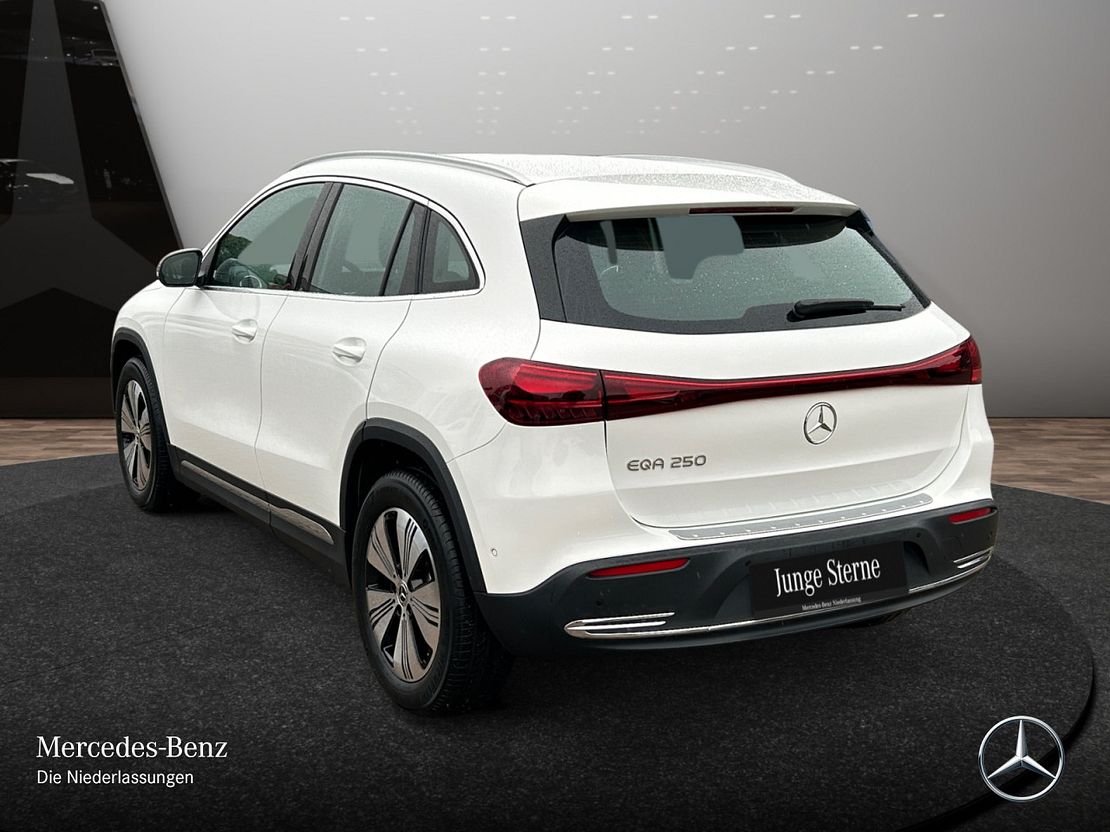 Mercedes-Benz EQA 250
