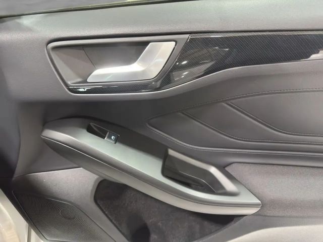 Ford Focus ST Line Wagon