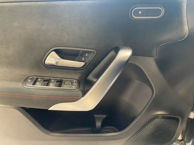 Mercedes-Benz A 180 A 180 d AMG Line Hatchback