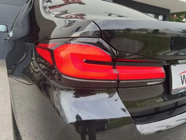 BMW 530 530d M-Sport Sedan xDrive