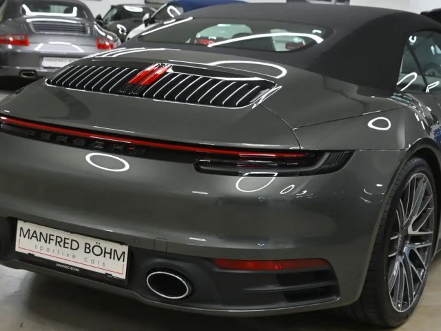 Porsche 992 4 Cabrio Carrera