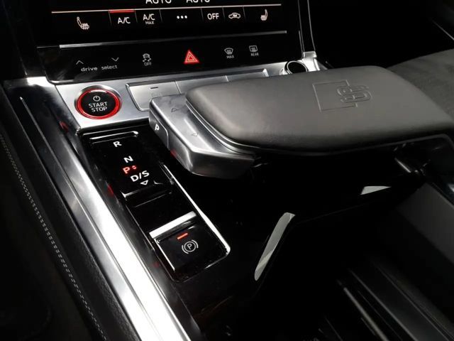 Audi e-tron Quattro S-Line