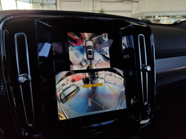 Volvo XC40 Dark Ultra