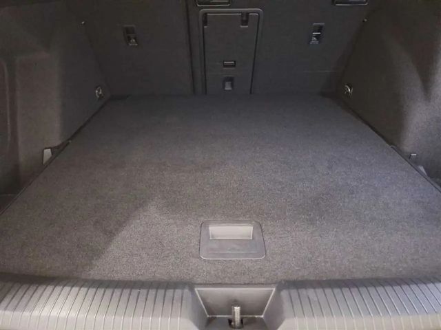 Volkswagen Golf 1.0 TSI Life