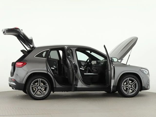 Mercedes-Benz GLA 220 4MATIC AMG Line