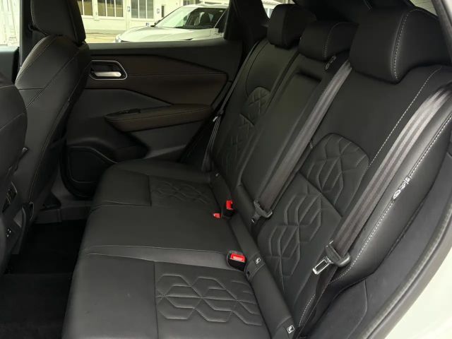 Nissan Qashqai AWD DIG-T Tekna