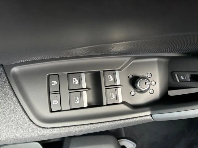 Audi A3 30 TFSI Sedan