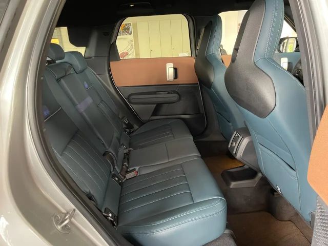 MINI Cooper Countryman C Favoured Trim Paket XL / 19 Zoll