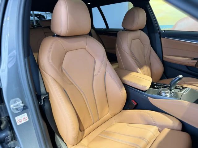 BMW 530 530i M-Sport Touring xDrive