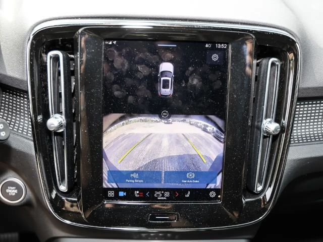 Volvo XC40 Dark Plus