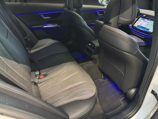 Mercedes-Benz E 200 AVANTGARDE Estate