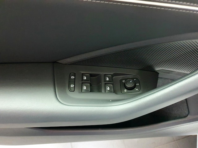 Volkswagen Passat 2.0 TDI Business DSG Variant