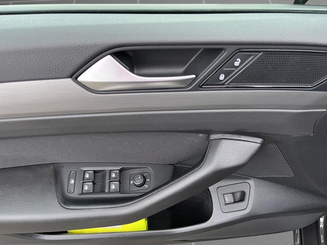 Volkswagen Passat 1.5 TSI Business Variant