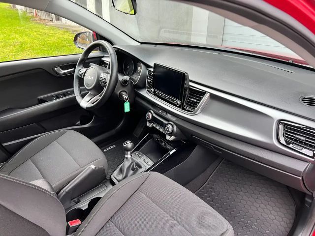 Kia Rio 1,2 DPI Silver ISG